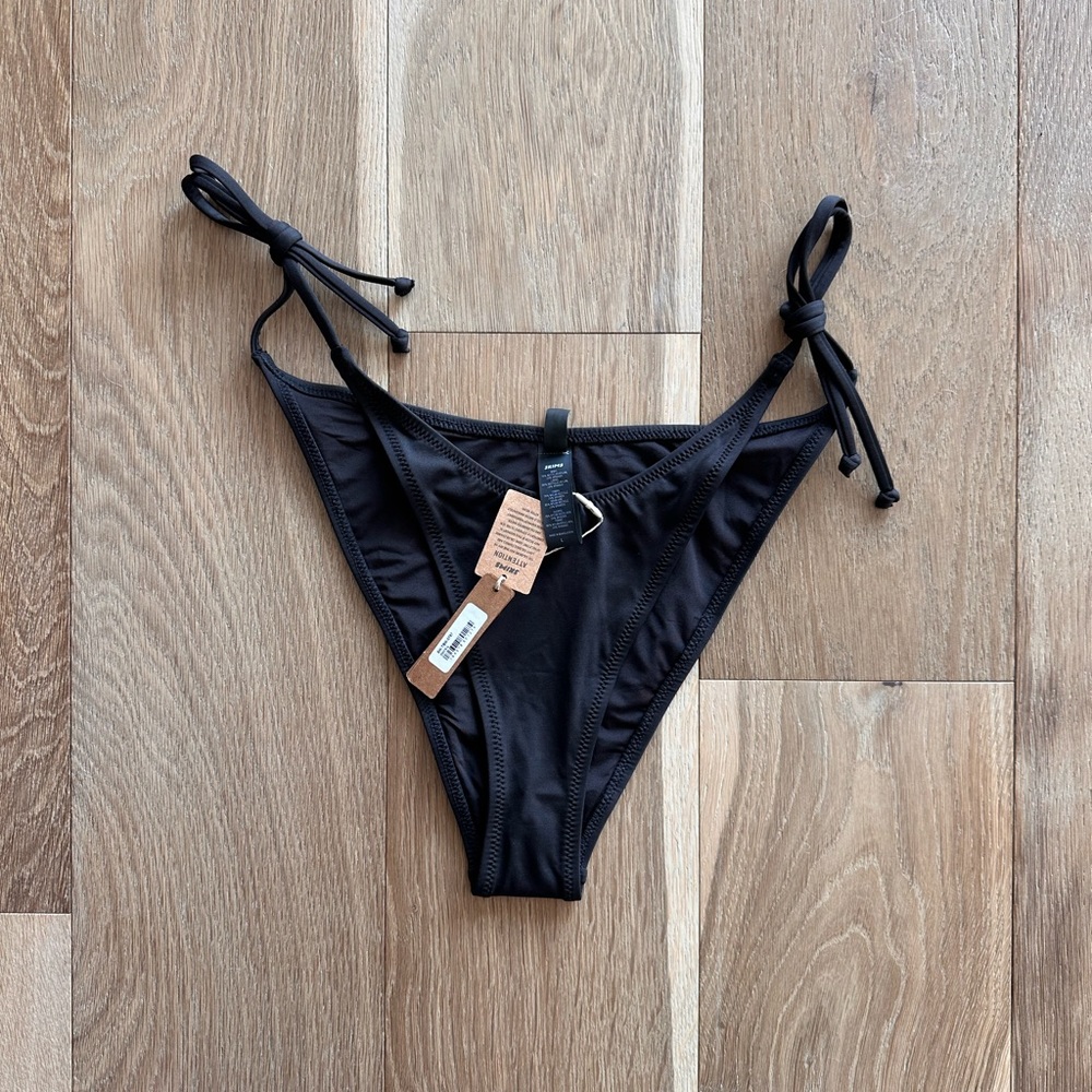 Skims SWIM DIPPED TIE BOTTOMS in black onyx  color size Large L first release